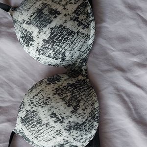 PINK wear everywhere push up bra